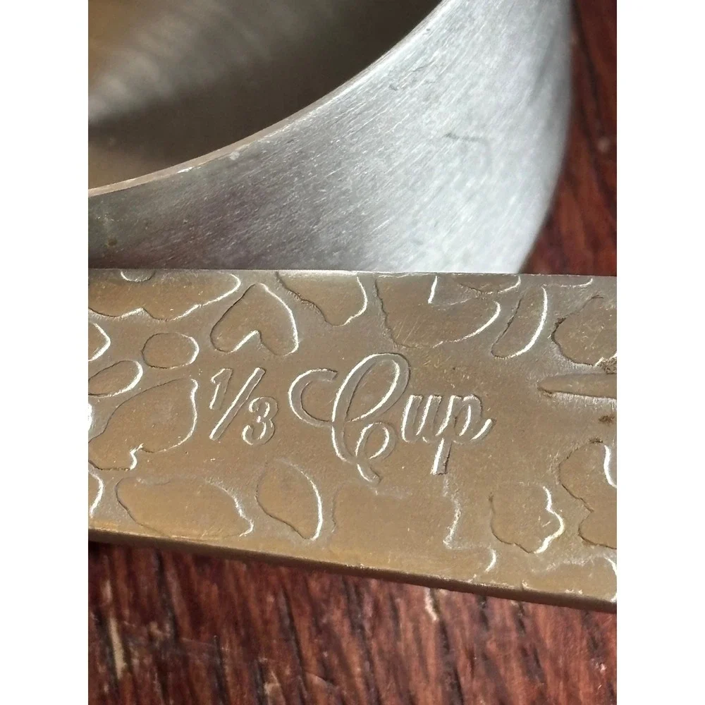 Pioneer Woman Stainless Steel Measuring Cups Set 3pc Floral Embossed Silver